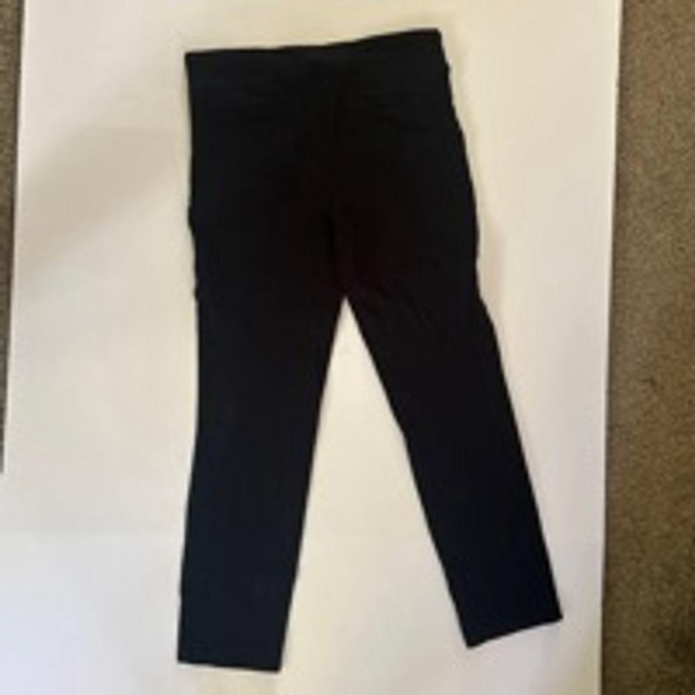 Hilary Radley Women’s Black Pants Size 10
#015 - Picture 5 of 6